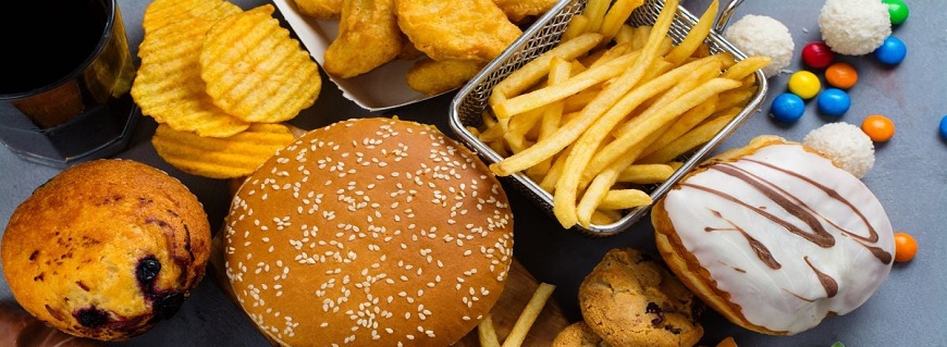 A diet laden with trans fats increases the risk of heart disease, the leading killer of adults. The more trans fats eaten, the greater the risk of heart and blood vessel disease.